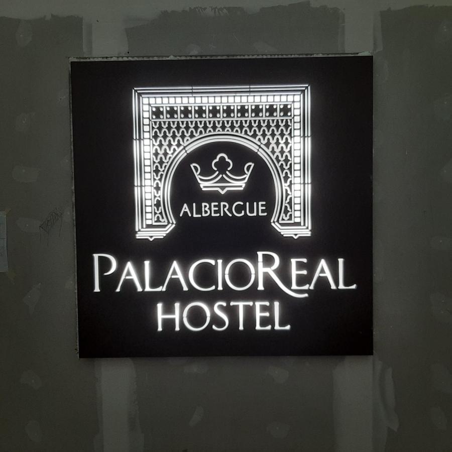 לאון Palacio Real Hostel מראה חיצוני תמונה